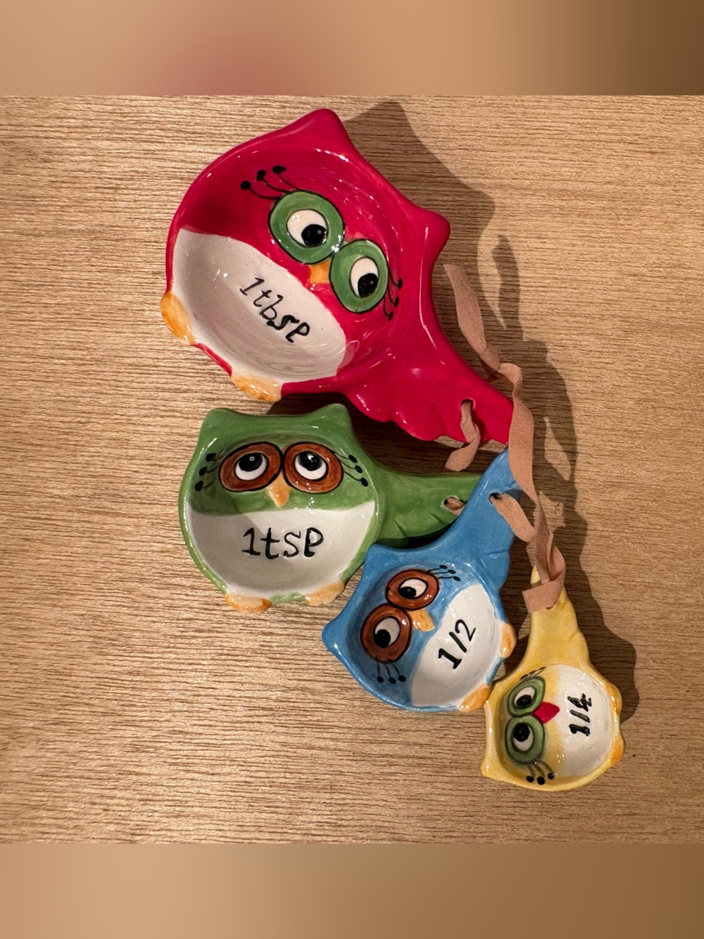Laurel Furnell Hand-Painted Owl Measuring Spoons - Red, Green, Blue, Yellow